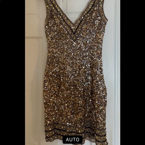 JOVANI - Picture 8 of 11